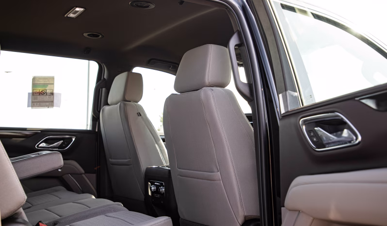 
 2024 GMC Yukon XL SLE RWD full									
