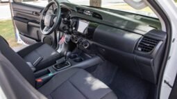 
										2025 Toyota Hilux D/C 4WD DSL DLX-G A/T full									