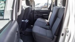 
										2025 Toyota Hilux D/C 4WD DSL DLX-G A/T full									