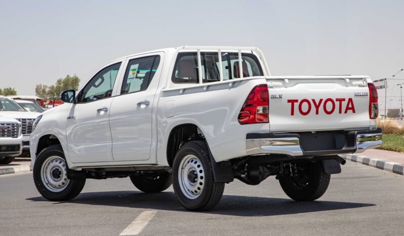 
								2025 Toyota Hilux D/C 4WD DSL DLX-G A/T full									