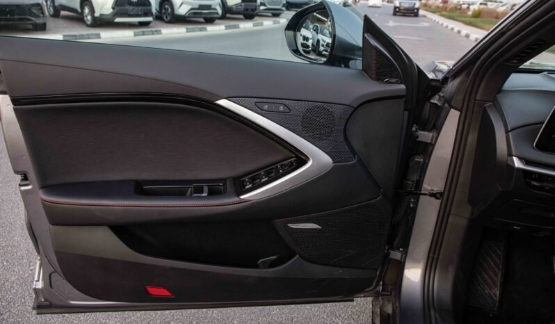 
								2025 MG 7 1.5T DCT ELEGANCE SPORT PACKAGE SPOILER full									
