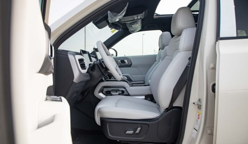 
								2025 BYD Leopard TITANIUM 3 EV full									