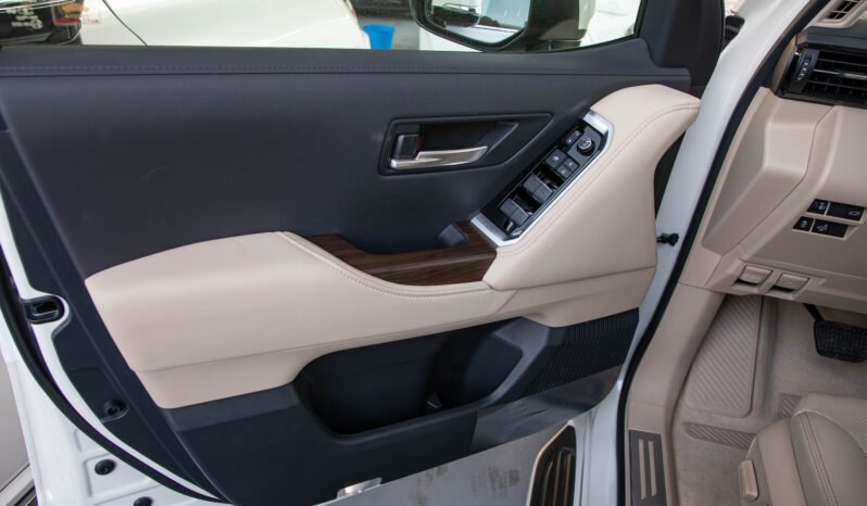 
								2025 Toyota Land Cruiser GXR 4.0L GXR-V1 full									