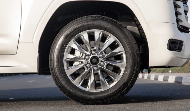 
								2025 Toyota Land Cruiser LC300 3.3 TT DSL GXR LIMITED full									