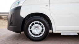 
										TOYOTA HIACE HIGH ROOF 13S P 3.5L GL full									