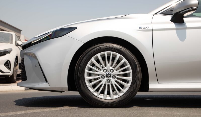 
								2025 Toyota Camry 2.5 E+ FWD Hybrid full									
