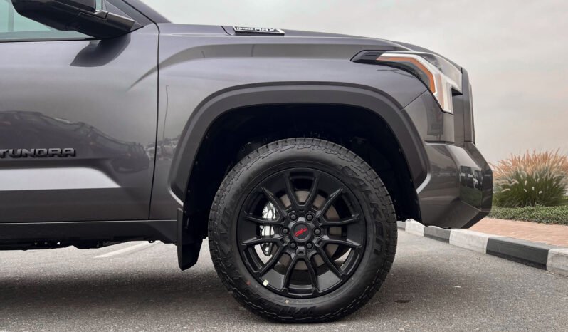 
								2025 Toyota Tundra Limited TRD OFF-ROAD I-FORCE MAX full									