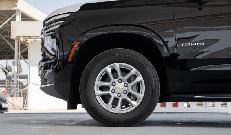 
								2025 Chevrolet Tahoe LS RWD 8 seaters full									