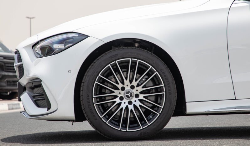 
								2025 Mercedes-Benz C200 full									