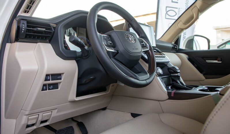 
								2025 Toyota Land Cruiser GXR 4.0L GXR-V1 full									