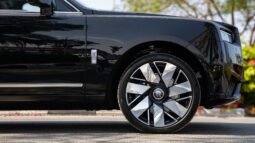 
										2025 Rolls Royce Cullinan full									
