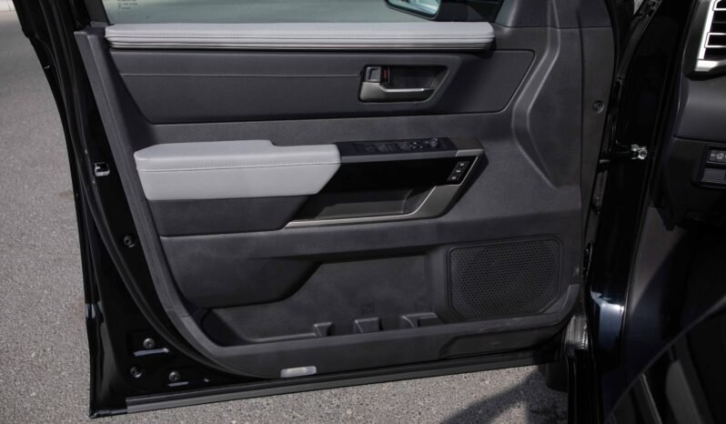 
								2025 Toyota Tundra LTD TRD Offroad full									
