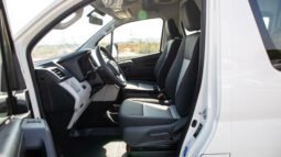 
										TOYOTA HIACE HIGH ROOF 13S P 3.5L GL full									