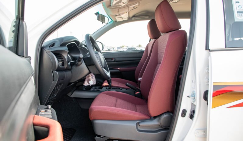 
								TOYOTA HILUX D/C 4WD DSL DLX-G A/T full									