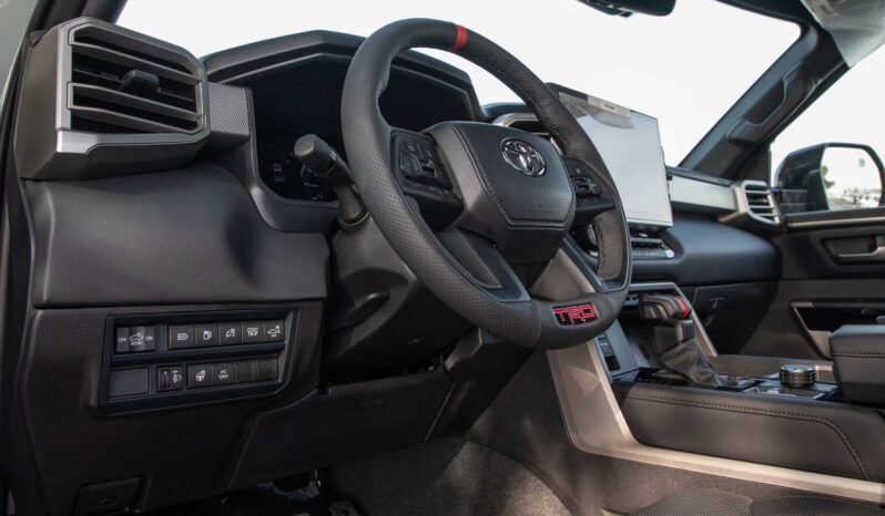 
								2025 TOYOTA TUNDRA LIMITED TRD OFF-ROAD I-FORCE MAX full									