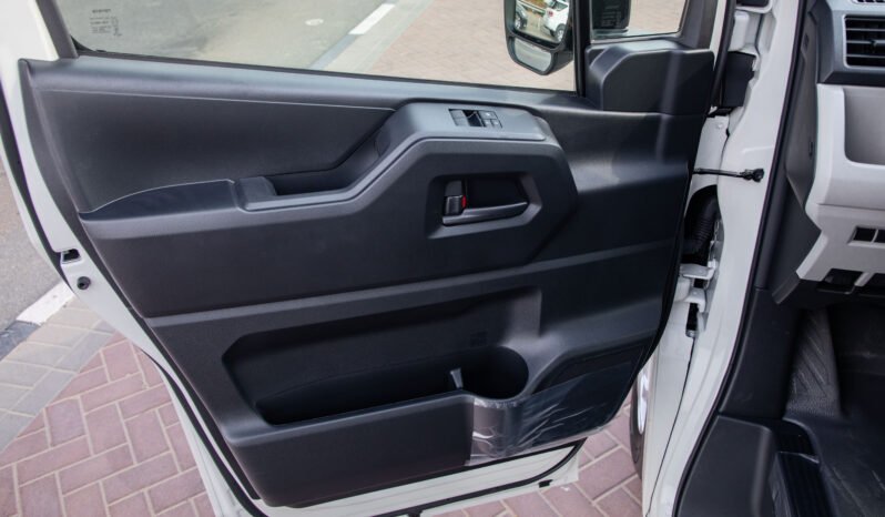 
								TOYOTA HIACE HIGH ROOF 13S P 3.5L GL full									