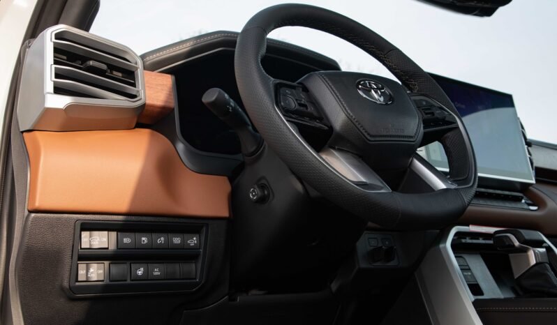 
								2025 Toyota Sequoia 1794 Edition Hybrid 4WD full									