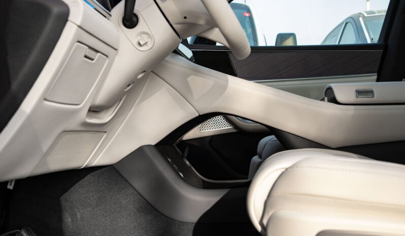 
								2025 Denza N9 FLAGSHIP full									