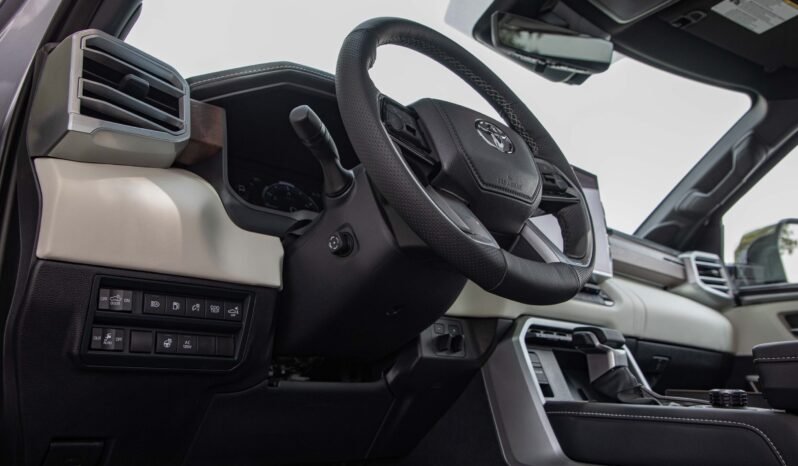 
								2025 TOYOTA TUNDRA CAPSTONE I-FORCE MAX full									