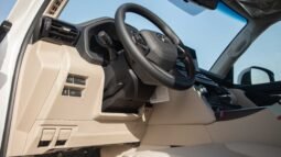 
										2025 Toyota Land Cruiser LC300 3.3 TT DSL GXR LIMITED full									