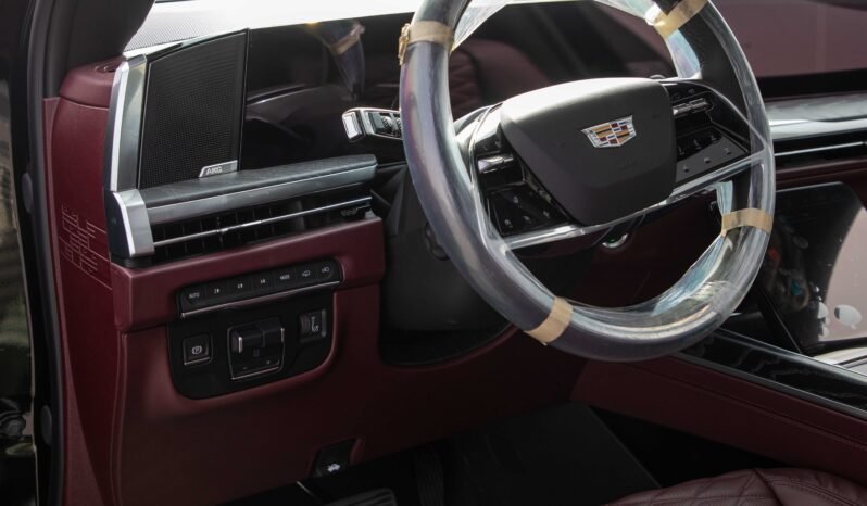 
								2025 Cadillac Escalade 4WD Sport 6.2 VIP full									