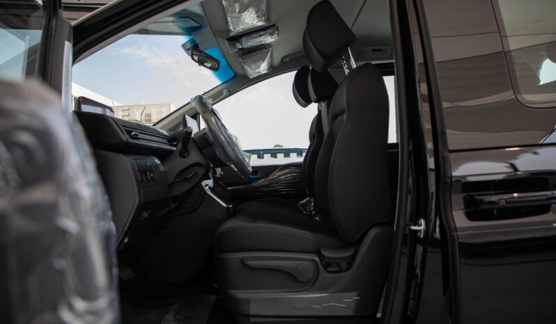 
								2025 HYUNDAI Staria 11 SEAT D 2.2 AT full									