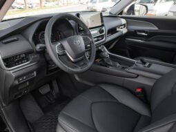 
										2024 Toyota Grand Highlander Hybrid XLE full									