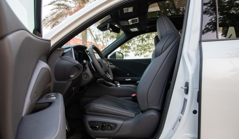 
								2025 Lexus TX500h F Sport 3 full									