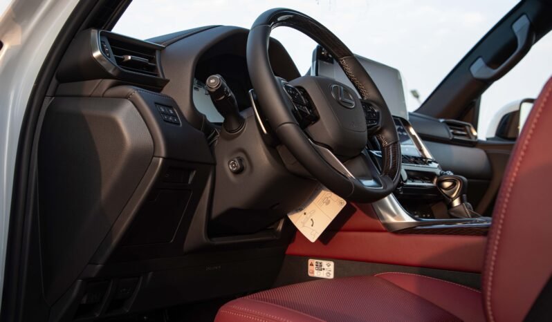
								2025 Lexus LX600 TURBO SPORT ML full									