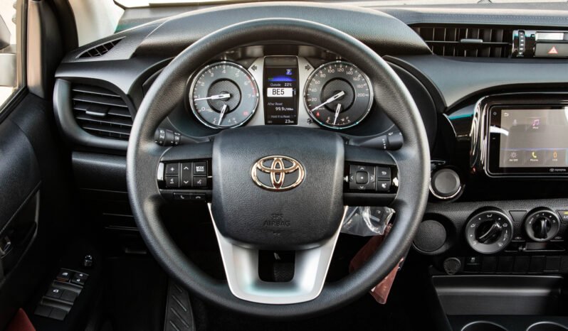 
								TOYOTA HILUX D/C 4WD DSL DLX-G A/T full									