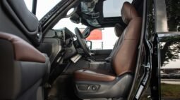 
										2025 Toyota Land Cruiser Premium Hybrid I-Force Max full									