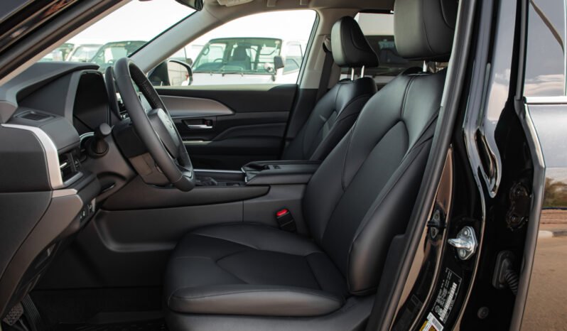 
								2024 Toyota Grand Highlander Hybrid XLE full									