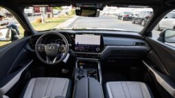 
										2025 Lexus TX 500h F3 full									