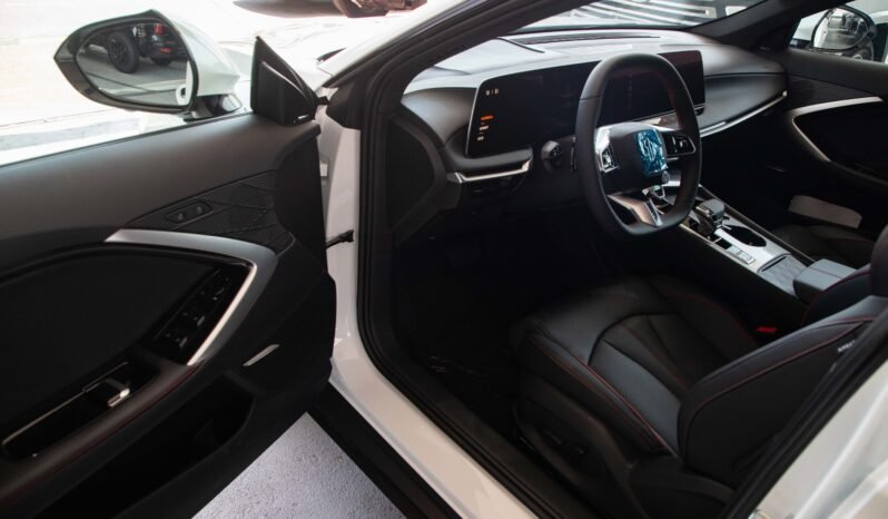 
								2025 MG 7 Elegance Edition DCT 1.5T full									