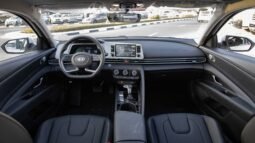 
										HYUNDAI ELANTRA full									