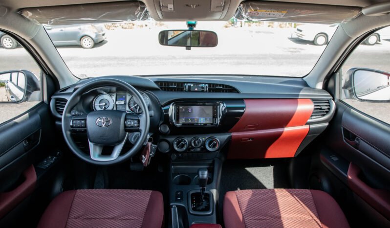 
								TOYOTA HILUX D/C 4WD DSL DLX-G A/T full									