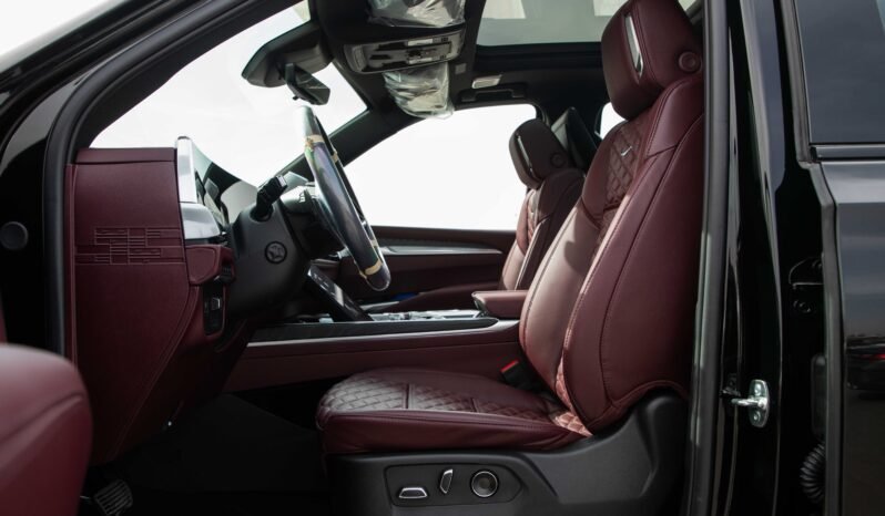 
								2025 Cadillac Escalade 4WD Sport 6.2 VIP full									
