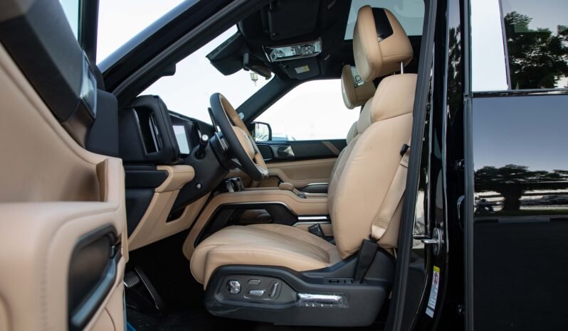 
								2025 BYD Formula Leopard 8 Smart Drive Flagship 6-Seaters full									