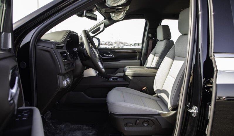 
								2024 GMC Yukon XL SLE RWD full									