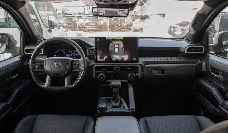 
								2024 Toyota Tacoma Limited 4WD Hybrid full									