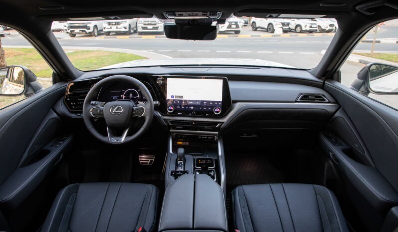 
								2025 Lexus TX500h F Sport 3 full									