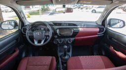 
										2025 Toyota Hilux D/C 4WD DSL DLX-G A/T full									