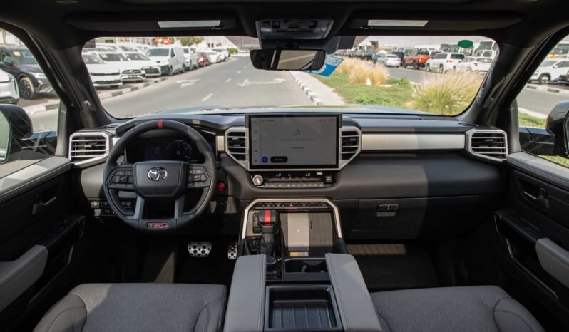 
								2025 Toyota Tundra LTD TRD Offroad full									