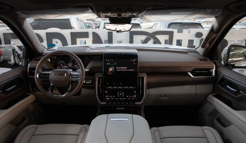 
								2025 GMC Yukon 4WD DENALI VIP +TV full									