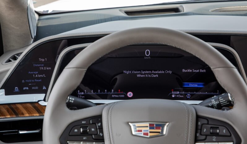 
								2024 Cadillac Escalade ESV SPORT PLATINUM/4WD+TV 8 SEATS full									