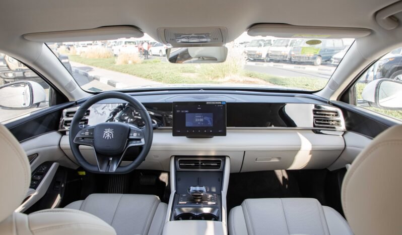 
								2025 BYD Qin L Beyond DM-i with Intelligent Drive 80km full									