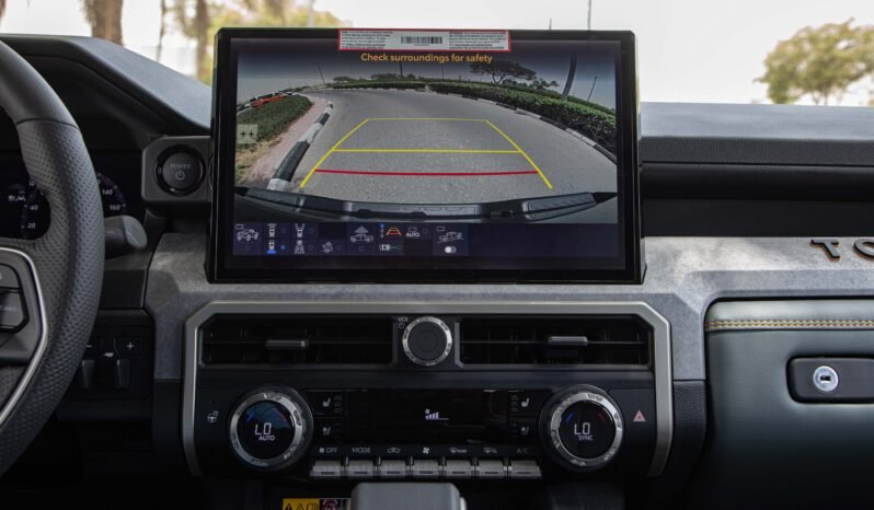 
								2025 TOYOTA TACOMA I-FORCE MAX TRAIL HUNTER full									