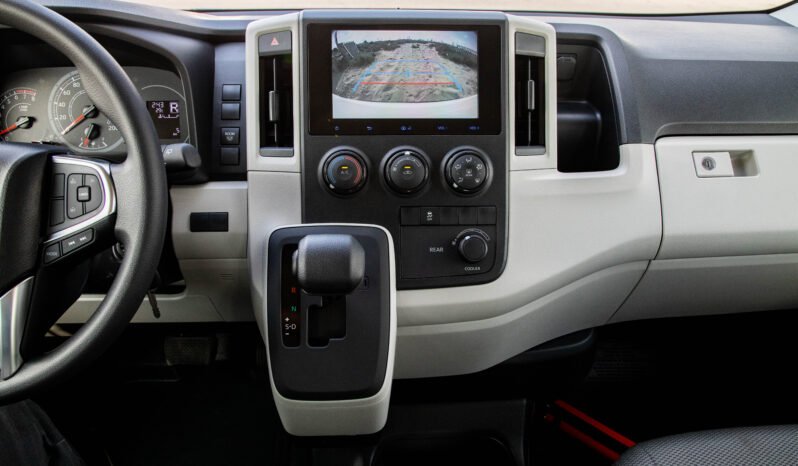 
								TOYOTA HIACE HIGH ROOF 13S P 3.5L GL full									