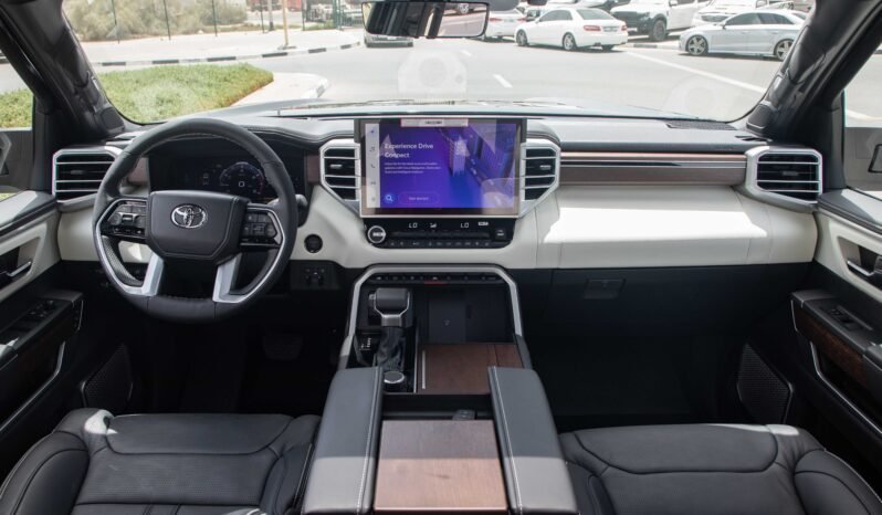
								2025 Toyota Tundra Capstone 4WD Hybrid full									