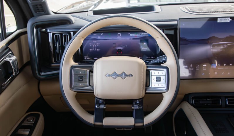 
								2025 BYD LEOPARD 5 NAVIGATOR 1.5L 680hp full									
